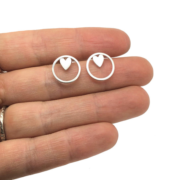 Silver Disc Heart Necklace & Maxi Heart Earrings